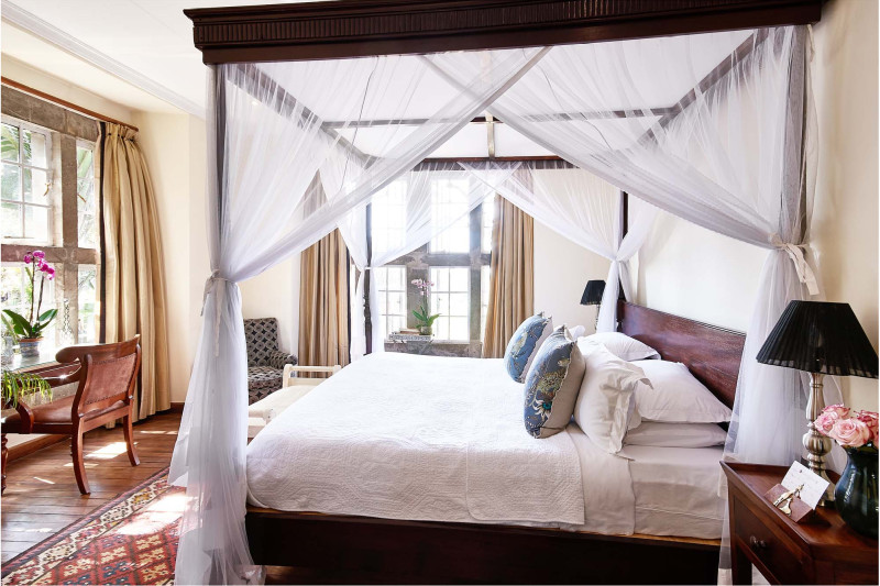 Giraffe Manor, Superior Room - image 2