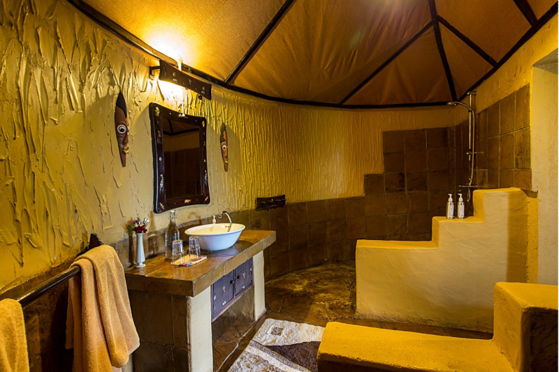 The Rhino Watch Lodge, Chalet - image 3