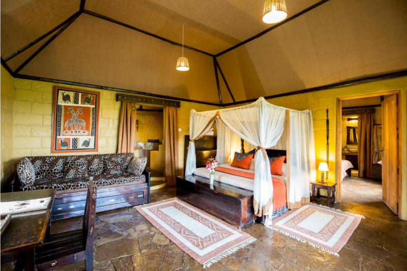 The Rhino Watch Lodge, Family Chalet, max 5 guests - image 1