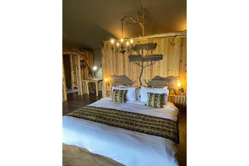 The Rhino Watch Lodge, Senator Tent - image 1