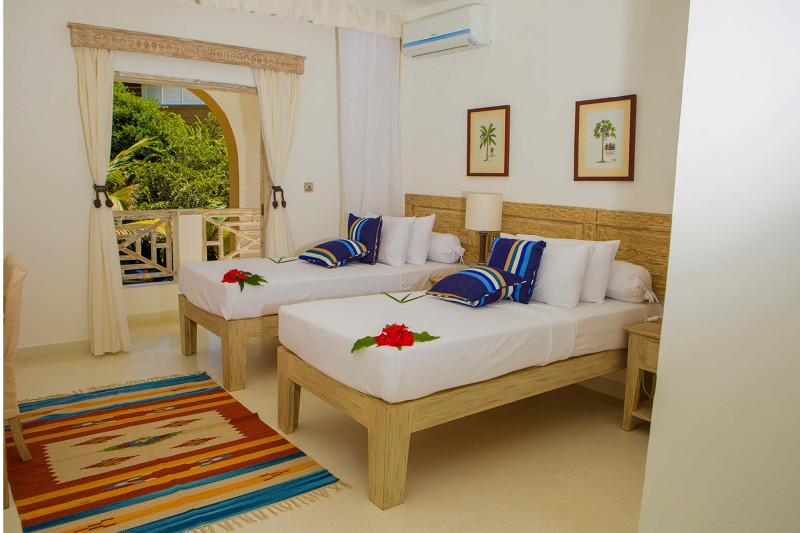 Medina Palms, Medina Ocean Lodges - Luxury Three Bedroom Suite - image 4