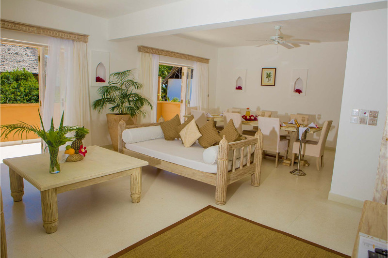 Medina Palms, Medina Ocean Lodges - Luxury Three Bedroom Suite - image 2