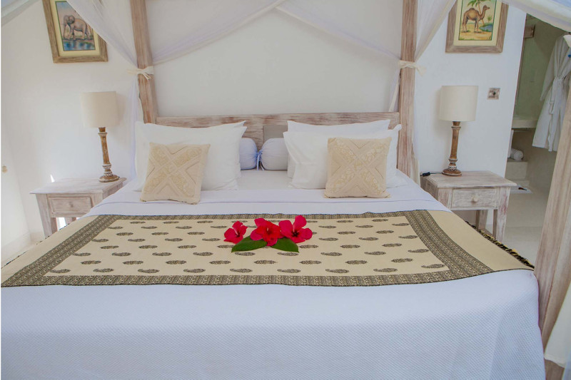 Medina Palms, Palmerie Beach Villa - Luxury Three Bedroom Villa - image 2