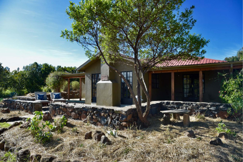 Olepangi Farm, 2 Bedroom Villa Gorilla - image 1