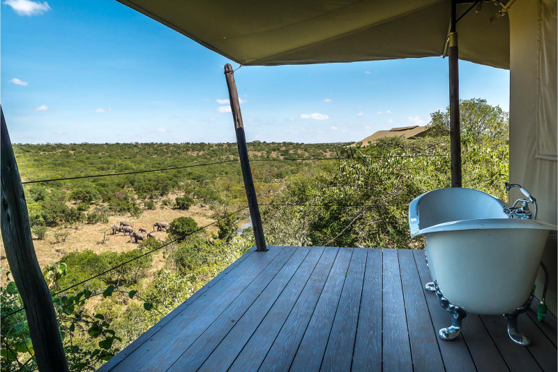 Mutara Camp, Luxury Tent - image 4