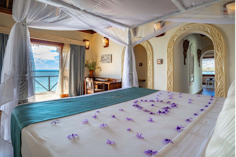 The Sands at Chale Island, Overwater Suite - image 2