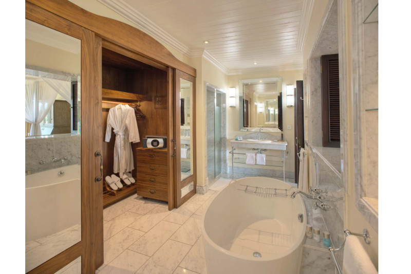 Hemingways Nairobi, Blixen Suite - image 2
