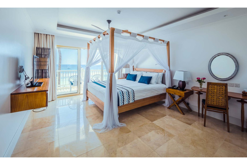 Hemingways Watamu, North Wing Deluxe Ocean View Room - image 1
