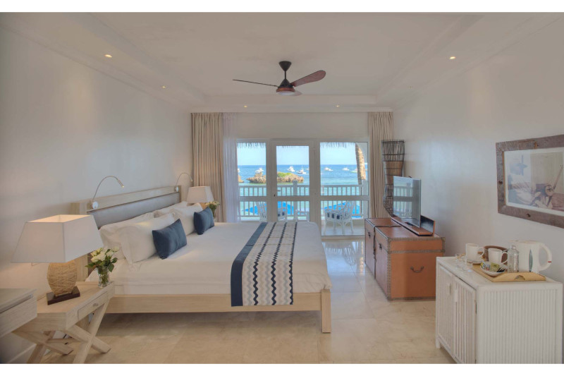 Hemingways Watamu, North Wing Ocean View Room - image 1