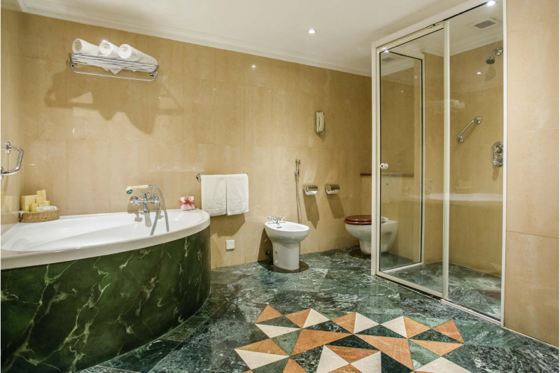 Sarova Stanley, Presidential Suite - image 3