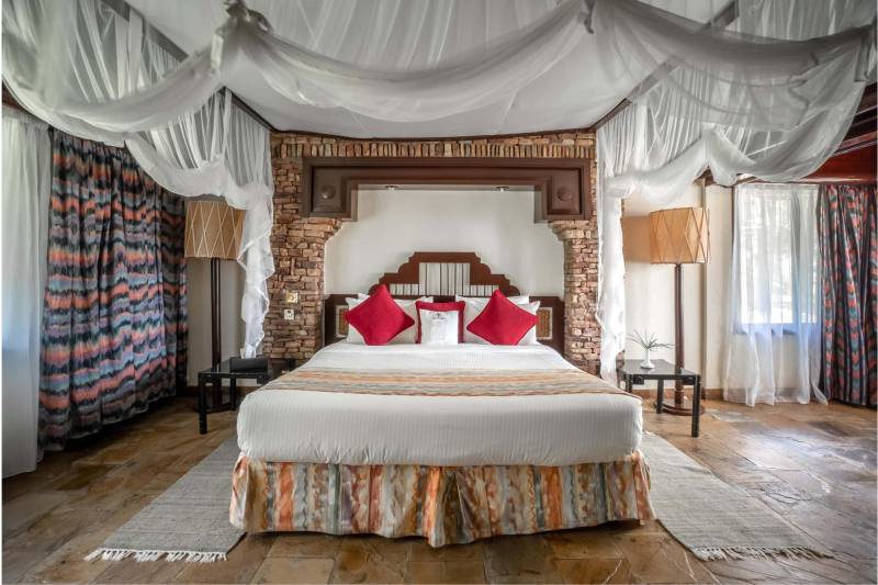Sarova Shaba Game Lodge - Photo 3