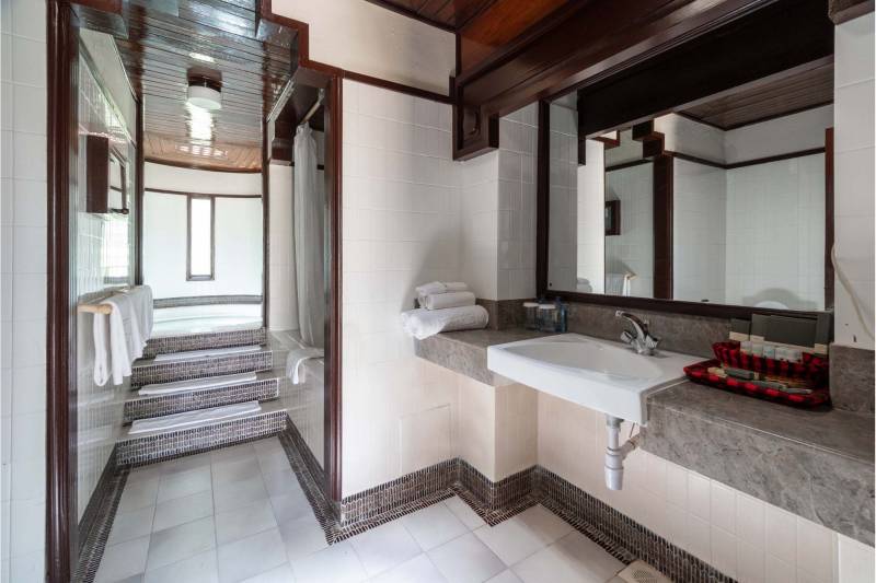 Sarova Shaba Game Lodge, Born Free Suite - image 3