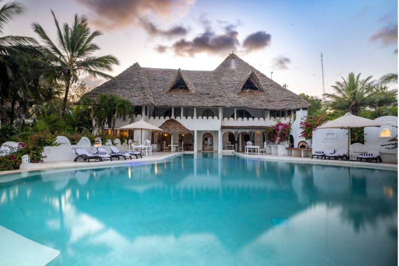 Msambweni Beach House, Main House: Master Suite - image 1