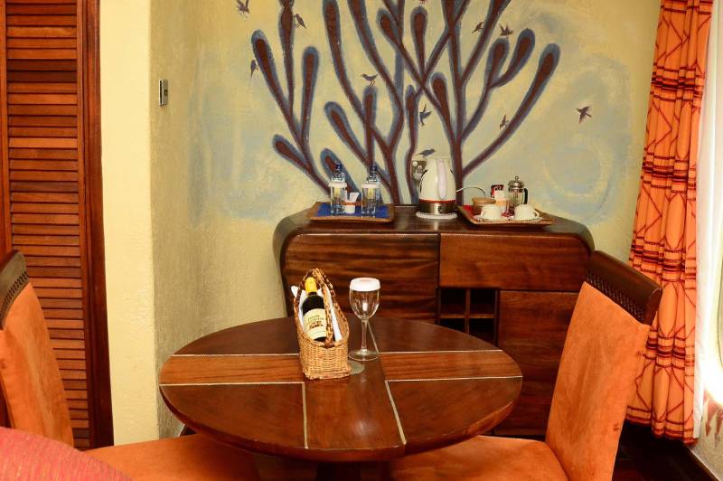 Amboseli Serena Safari Lodge, Suite - image 3
