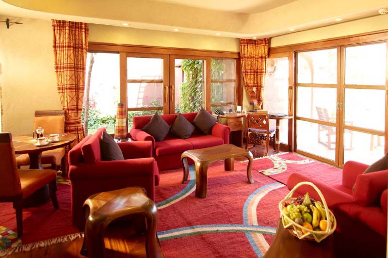 Amboseli Serena Safari Lodge, Suite - image 2