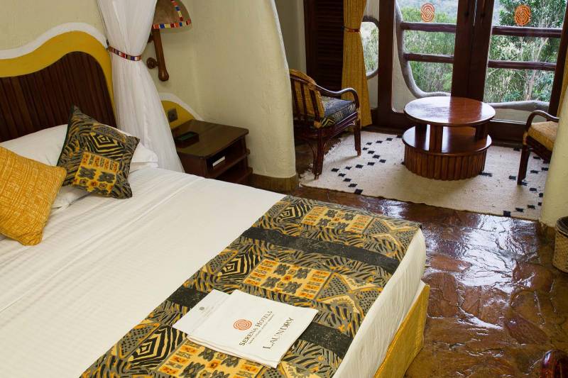 Mara Serena Safari Lodge, Suite - image 3