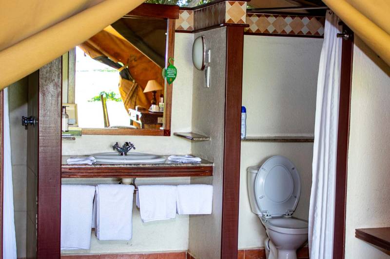 Sweet Waters Serena Camp, Standard Tent - image 3
